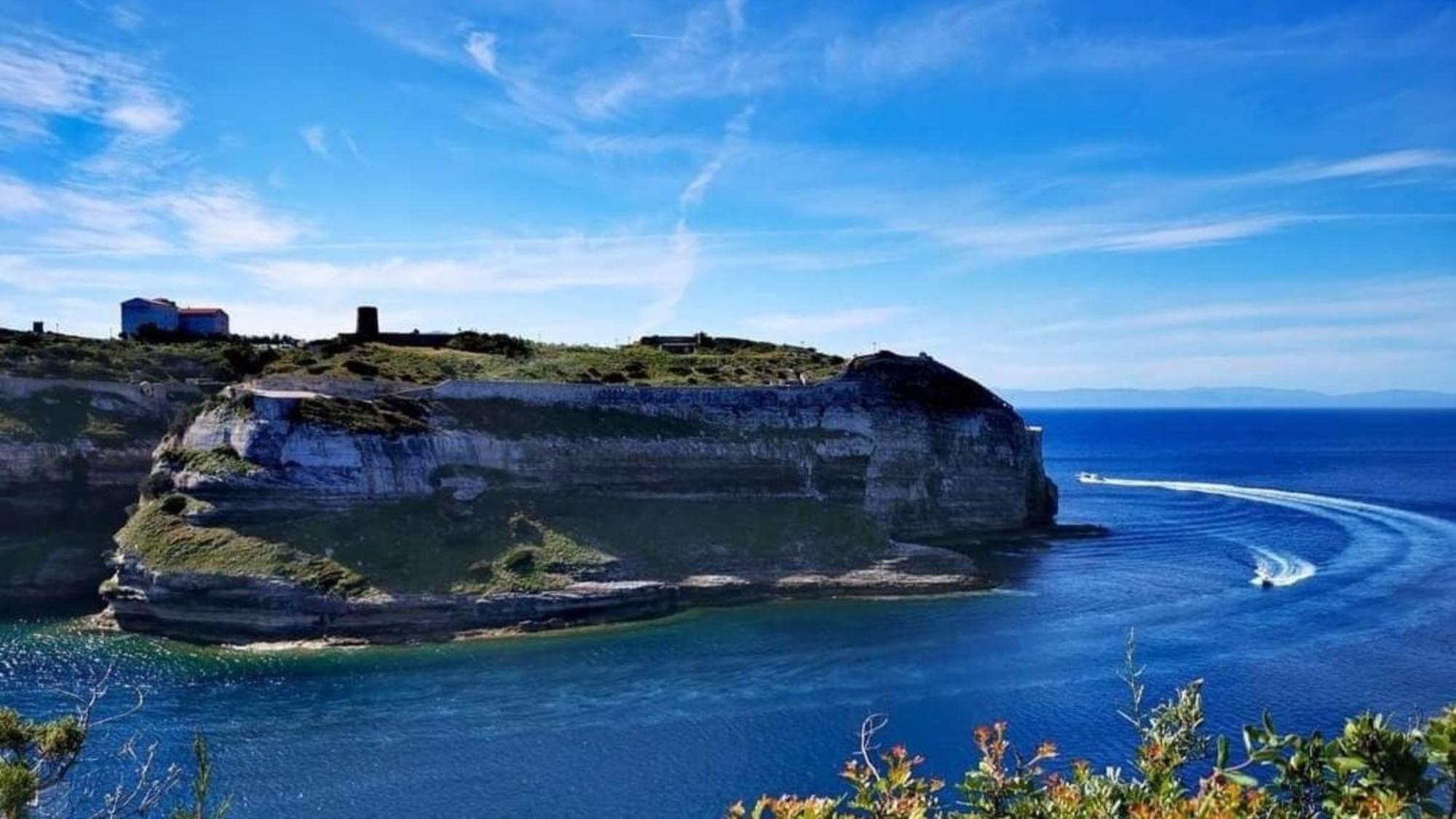 Appartement Kalliste, Logements Avec Vue Citadelle De Bonifacio Bonifacio  Exterior foto