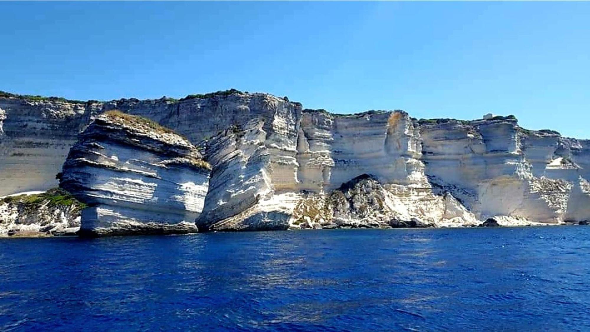 Appartement Kalliste, Logements Avec Vue Citadelle De Bonifacio Bonifacio  Exterior foto